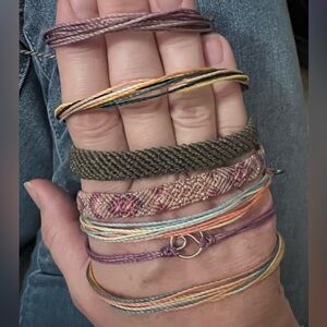 7 Pura Vida Bracelets